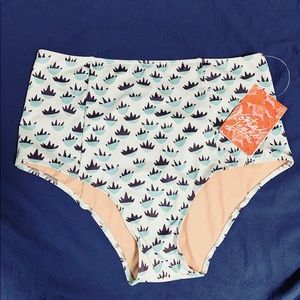 Kortni jeane MINT BOWLS highwaisted bottoms